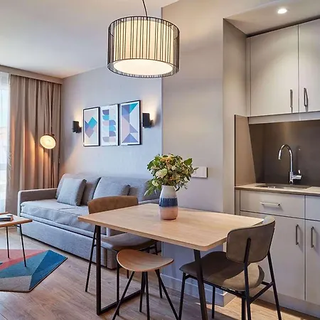 Adagio Centre La Grave Hotel *