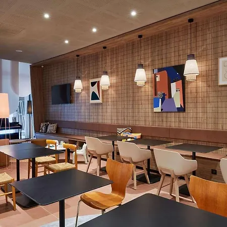 Adagio Centre La Grave Hotel